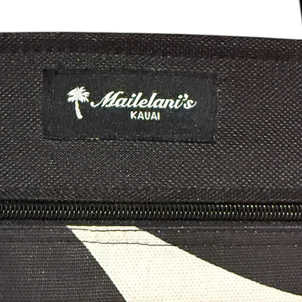 Mailelani’s Kauai Black & White Floral Zip Top Canvas Tote - Picture 2 of 8